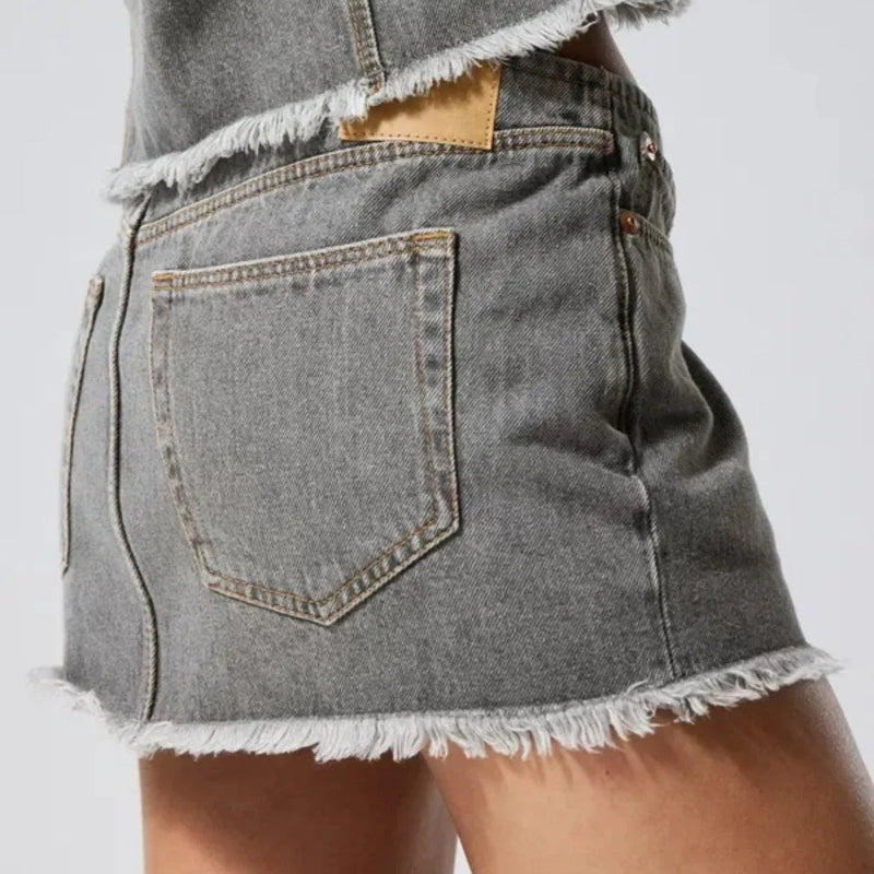 Low Waist Y2K Grey Raw Edge Retro Denim Mini Skirt