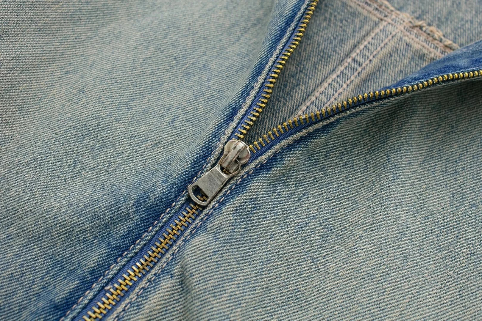 Y2K Distressed Cropped Denim Jacket