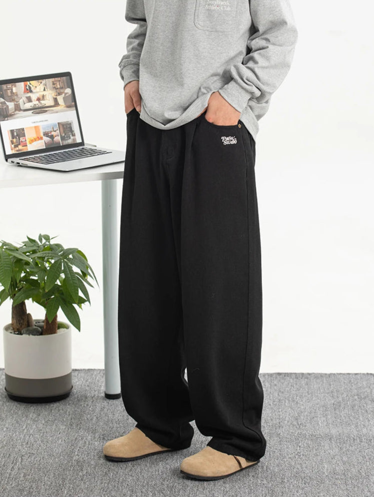 Y2K Embroidered Black Baggy Jeans