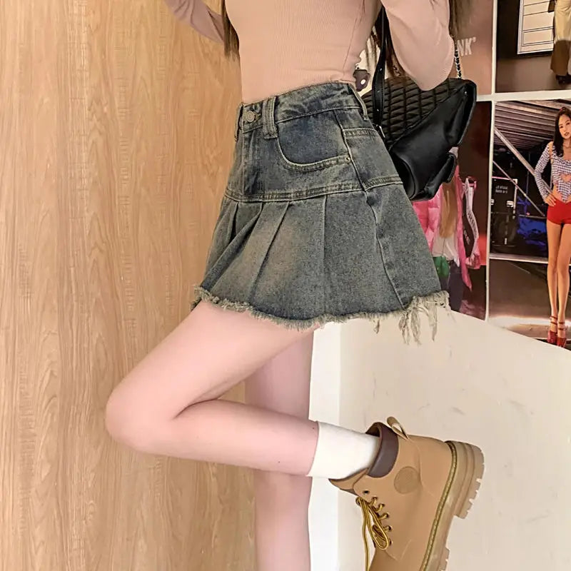 Y2K Vintage Pleated Distressed Denim Mini Skirt
