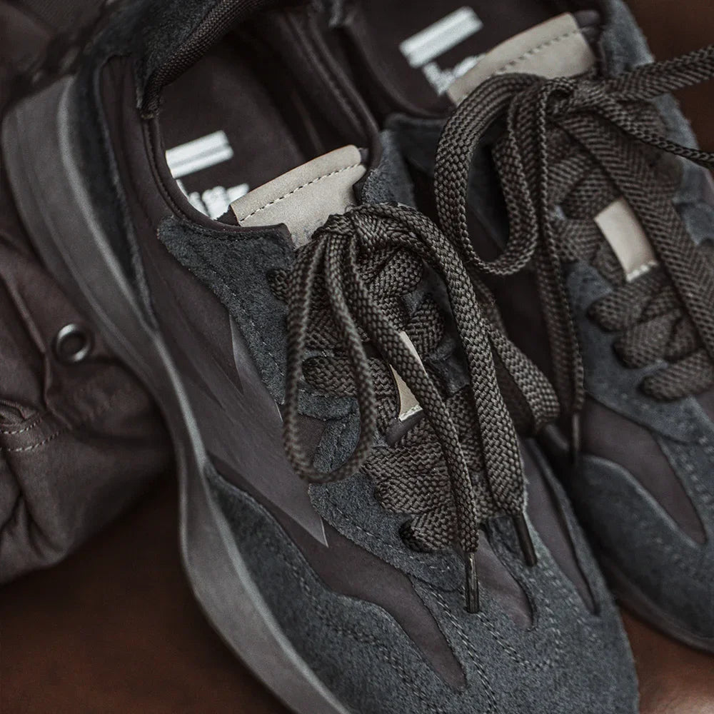 Y2K Vintage Thick-soled Black Trainers