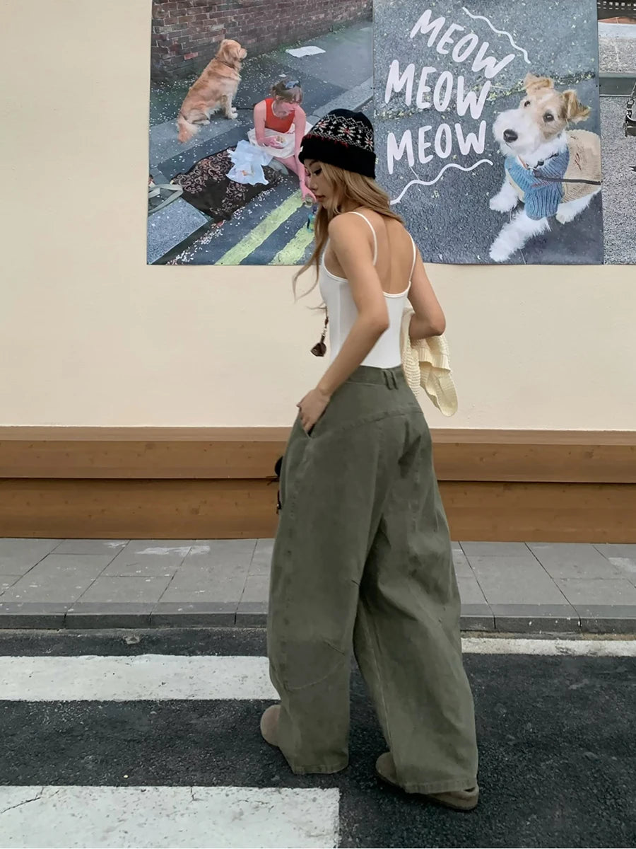 Y2K Womens Baggy Curved Barrel Jean