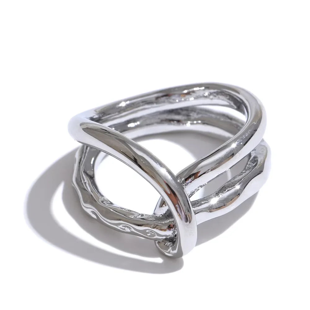 Dainty Aesthetic Twisted Chic Ring