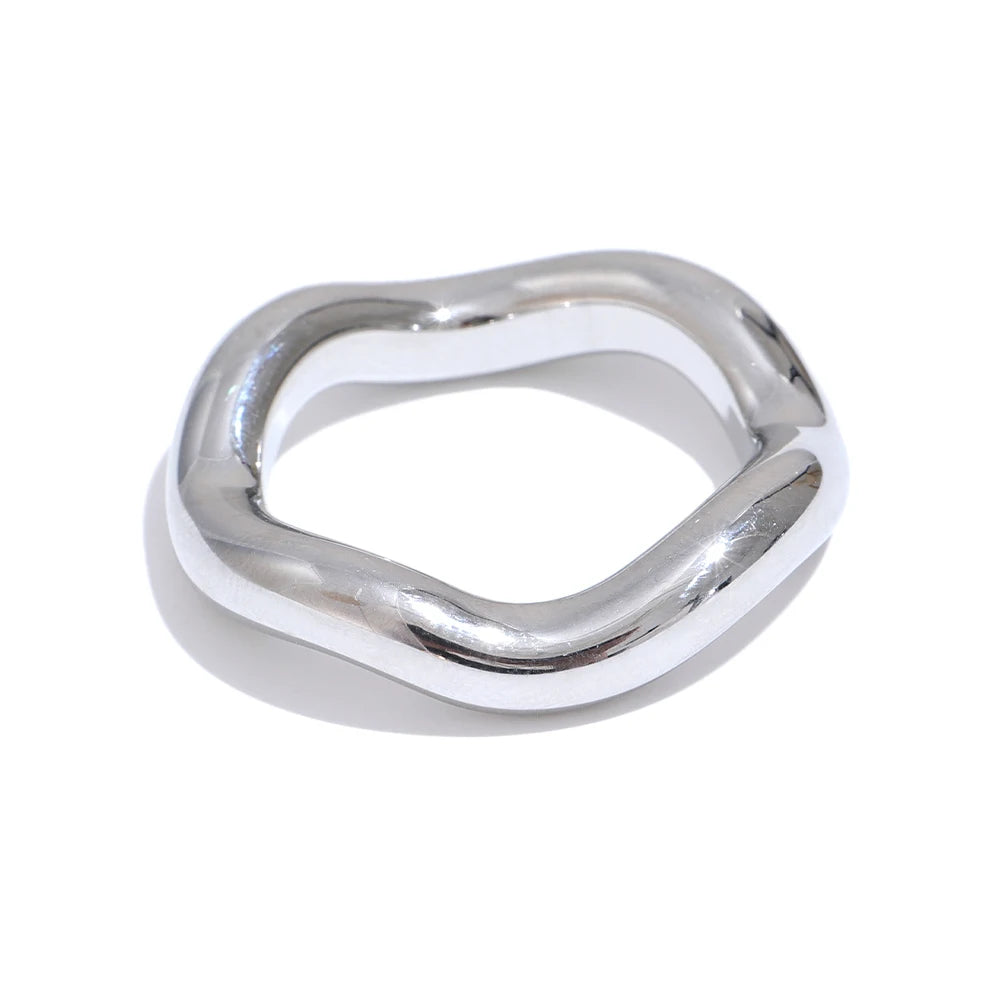 Rocking Waves Ring