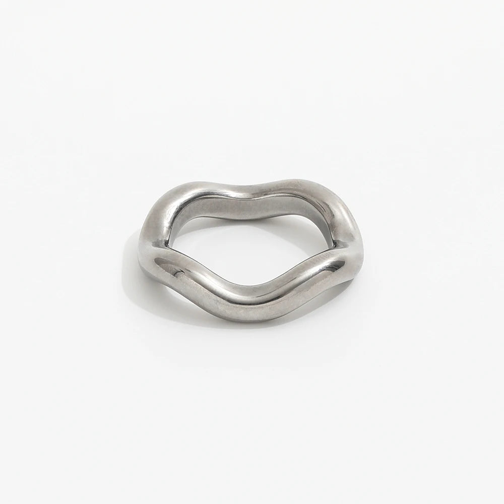 Rocking Waves Ring