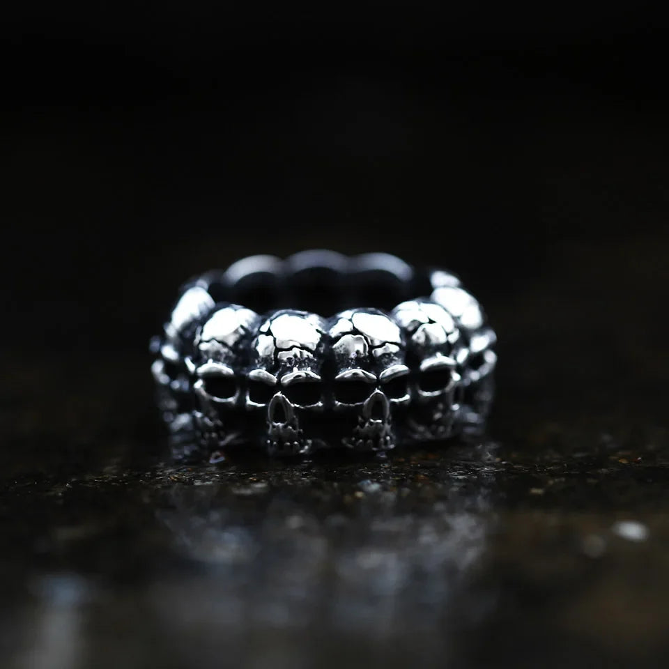 Skull Repeat Band Ring