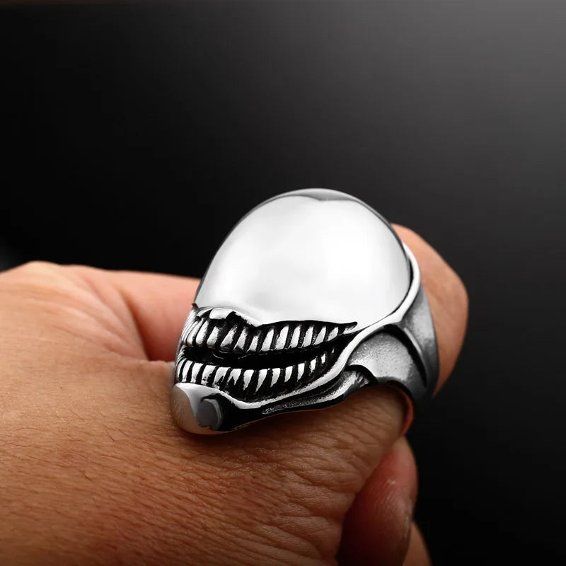 Steel Soldier Alien Skull Ring