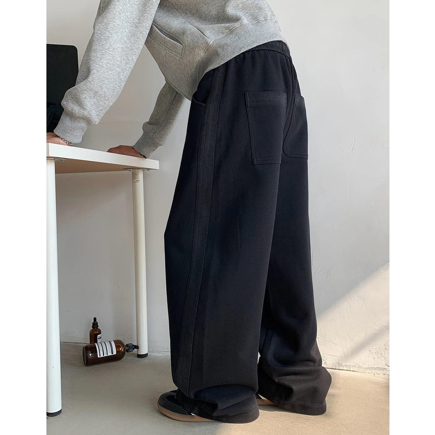 Y2K Baggy Straight Leg Sweatpant Joggers