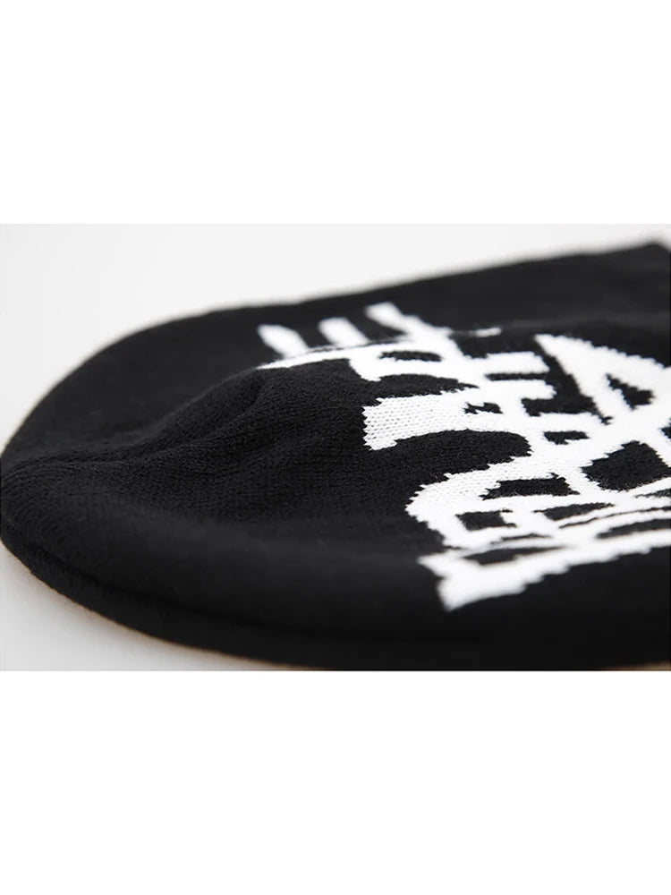 Y2K Beam Star Graphic Beanie