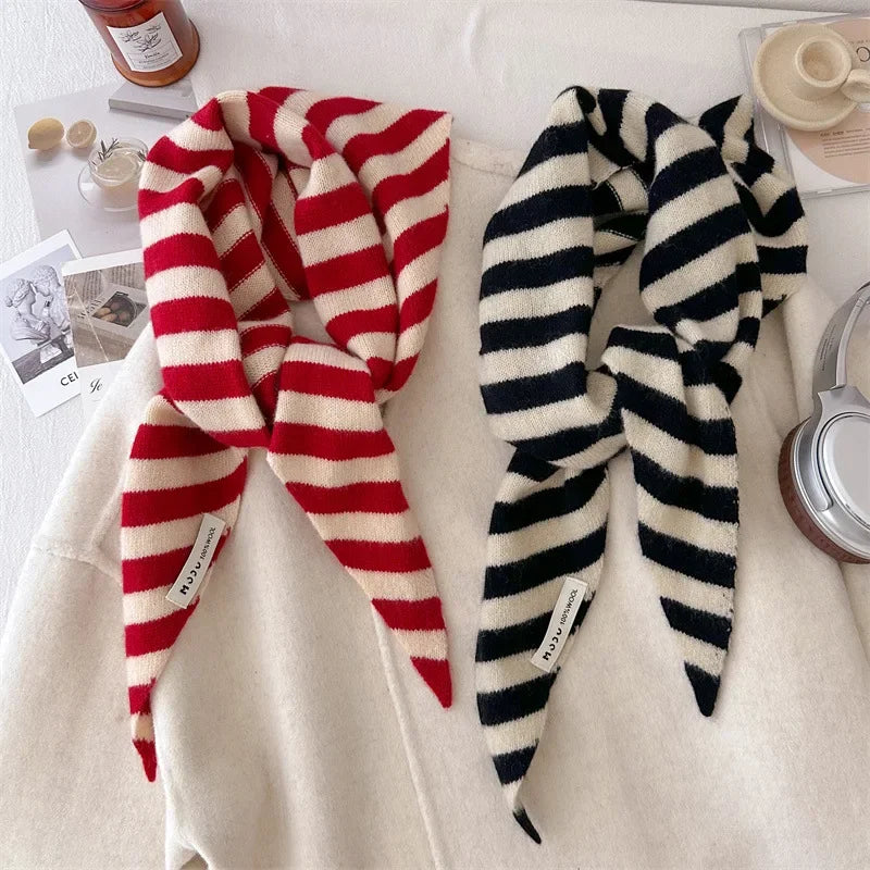 Y2K British Triangle Striped Knitted Scarf