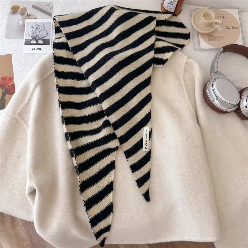 Y2K British Triangle Striped Knitted Scarf