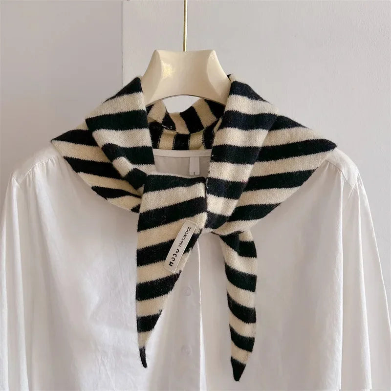 Y2K British Triangle Striped Knitted Scarf