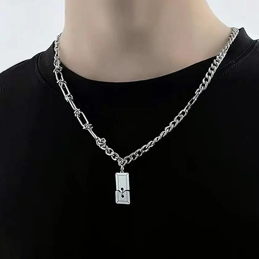 Y2K Broken Pendant Chain Necklace