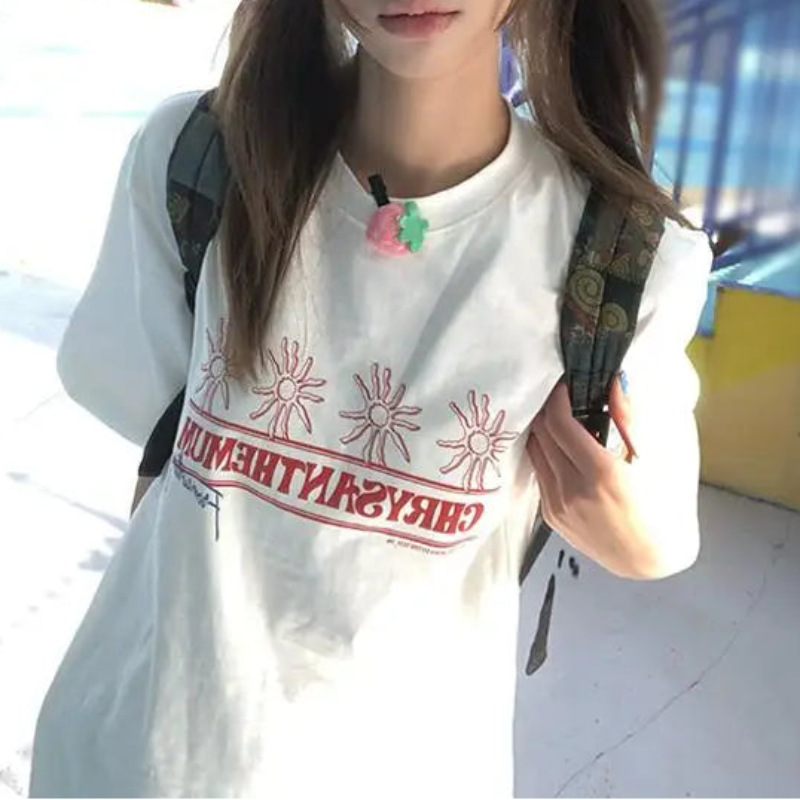 Y2K "CHRYSANTHEMUM" Graphic T Shirt