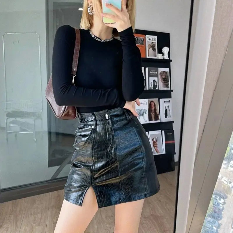 Y2K Crocodile Print Faux Leather Split Mini Skirt