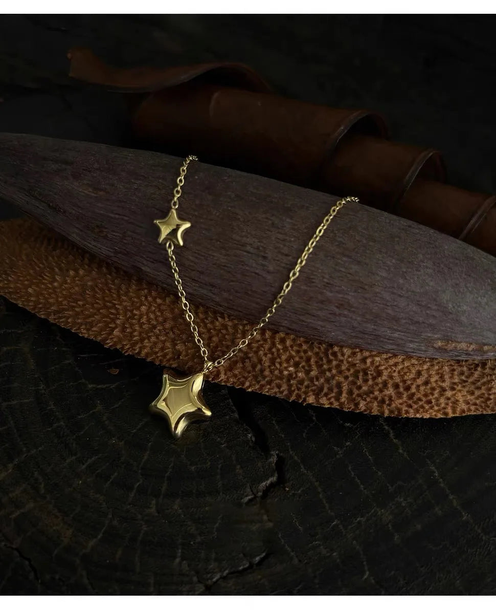 Y2K Minimalist 3D Star Pendant