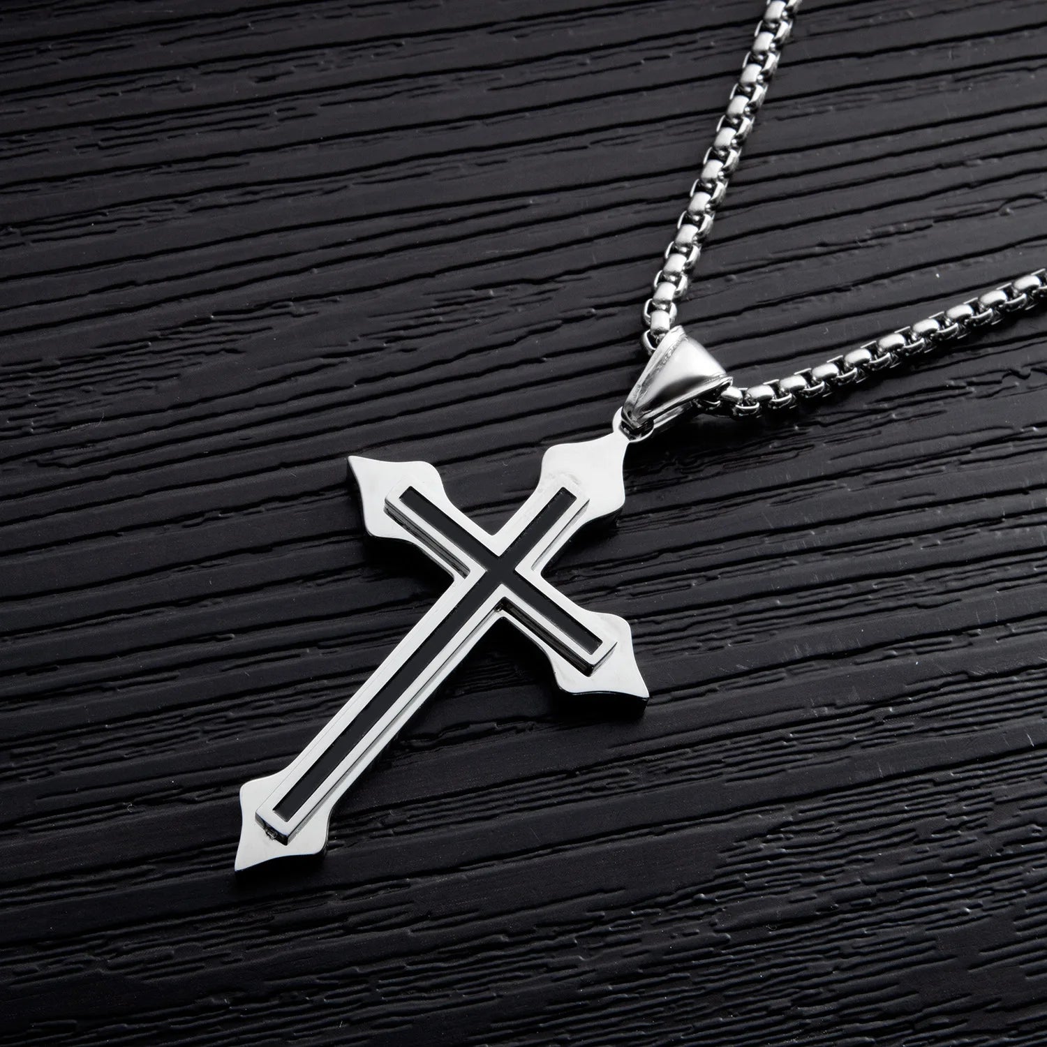 Y2K Minimalist Cross Pendant Necklace