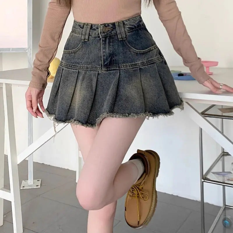 Y2K Vintage Pleated Distressed Denim Mini Skirt